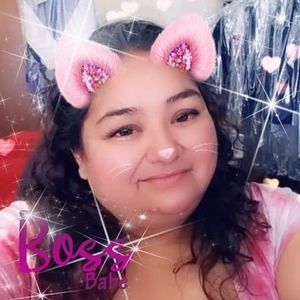 Meet your Posher, Simona